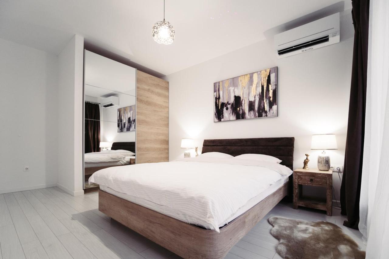 Apartment Avalon - Varna City Centre Екстер'єр фото