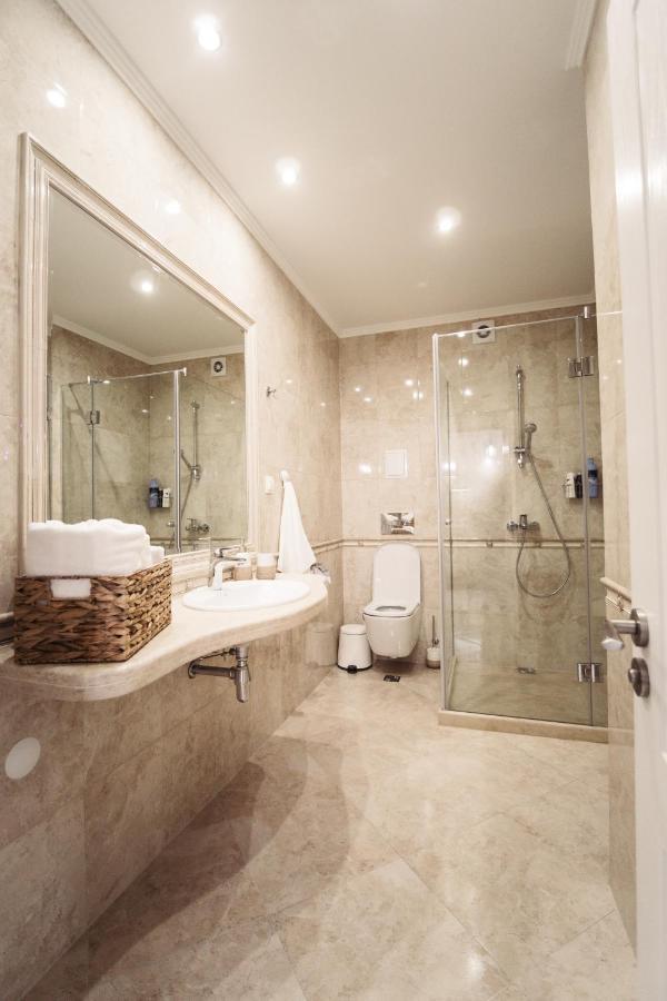 Apartment Avalon - Varna City Centre Екстер'єр фото