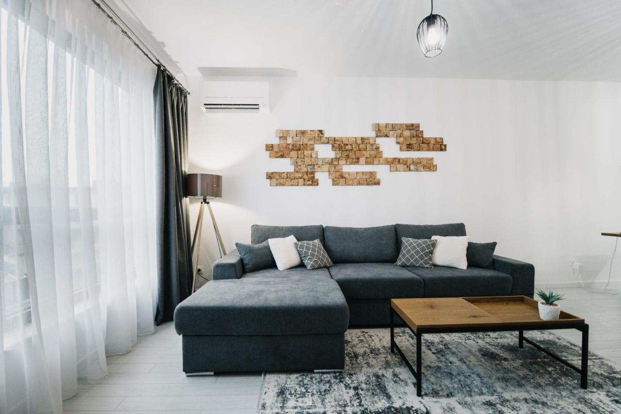 Apartment Avalon - Varna City Centre Екстер'єр фото